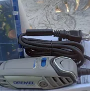 Dremel 3000 Nuevo en caja con sus accesorios.  Es de la prestigiosa marca Alemana Dremel perteneciente al grupo Bosch po - Img 50509399