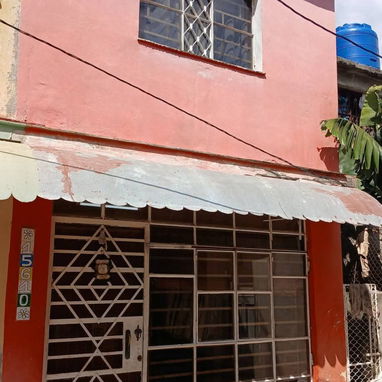 Se vende CASA biplanta en La lisa con Garaje - Img 118373996