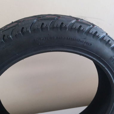 Goma para moto o bicicleta eléctrica - Img 121362282
