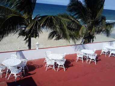 Casa de alquiler en Guanabo pegada al mar!!! 4 habitaciones SOLO 120 USD - Img 64790635