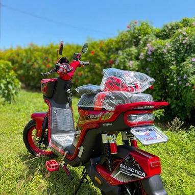 B1(960ICIMOTO YOAZAKI GALÁCTICAS (Empren* - 4/5