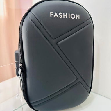 Mochilas, pecheras y bolsos para hombres. Mensajeria disponible. Aceptamos varios tipos de pago - Img 117390612