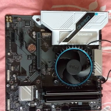 ✅OFERTA✅ KIT i3 12100F 3.3Ghz + GIGABYTE B760M GAMING PLUS WIFI DDR4 + 16GB RAM 3200Mhz DISIPADAS EN 230 USD - Img 123242217