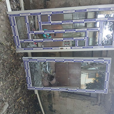 CARPINTERIA DE ALUMINIO OFERTASO 170USD EL METRO CUADRADO 👆TRABAJAMOS CON MARQUETERÍA NEGRA Y BLANCA - Img 116634713