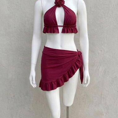 Biquinis de pareo corto x 5500. Juego de bikinis Cherry 🍓 x5000 - Img 123357644