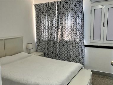 Renta fija de apartamento 3habitaciones en el Vedado con vista al mar - Img 64824579