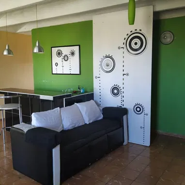 Alquilo apto de 2 cuartos por tiempo indefinido cerca de la playa bacuranao en alamar micro x - Img 122472184