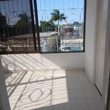 Venta/ en Marianao me ajusto - Img 117830778