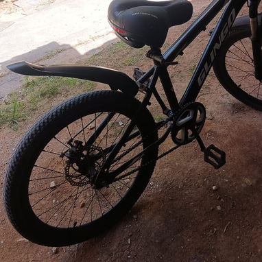 Se vende bicicleta 20 de uso pero muy bien conservada - Img 128126949