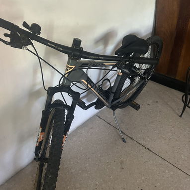 Vendo bicicleta medida 29 en perfectas condiciones - Img 123203230