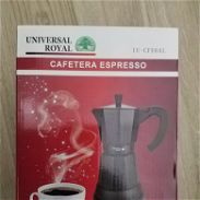 Cafetera Electrica Universal Royal 6 tazas Nueva en su Caja - Img 45668442
