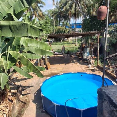 Vendo casa con todo en playa puente 5 9097239  Papeles en regla Precio 15mil  Cocina camas split televisor muebles refri - Img 123566149