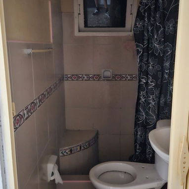 Vendo apartamento en la zona 7 de alamar ,6to piso,dejo los muebles y aire acondicionado,tiene tanque instalado - Img 125505392