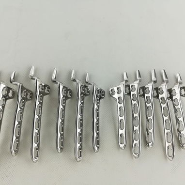 Prótesis de cadera e instrumentaria - 3/10