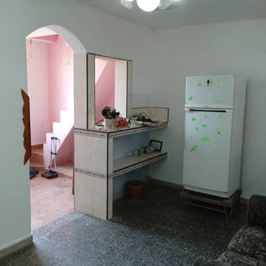 *$16.000usd CON AJUSTE. En venta excelente y tranquilo apartamento de 2 pisos en el  1er piso interior,  en El Cerro, de - 8/10