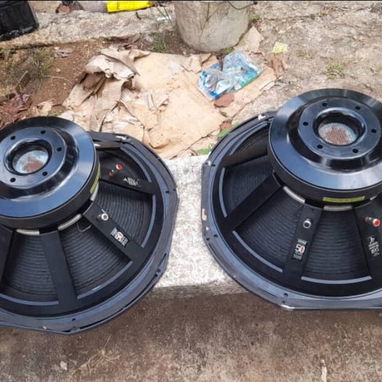 EQUIPO PROFESIONAL DE AUDIO - 4/8
