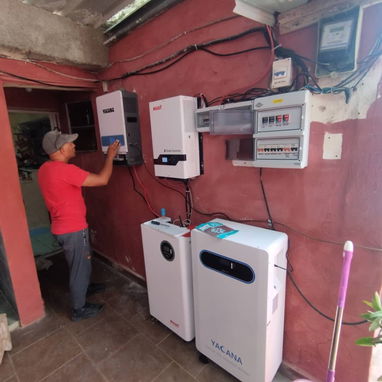 Montaje de estaciones de energía y sistemas fotovoltáicos - Img 126181806