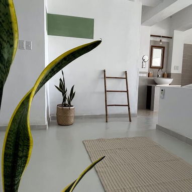 Casa completa en La Habana, Cuba 3 recámaras, 5 camas, 3 baños en venta - Img 122920117