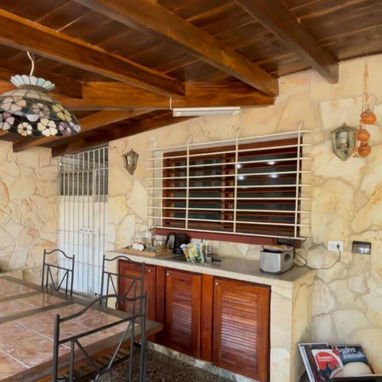 Venta de hermoso chalet en Fontanar - 4/10