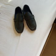 Mocasines de piel, talla entre 5 y 5 y medio - Img 58011426