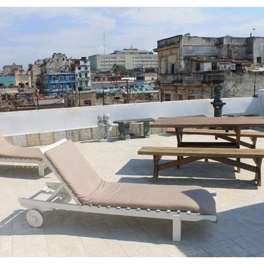 Venta de Hostal en Centro Habana - Img 118926647