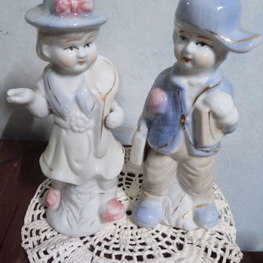 Adornos (figuras) y juego de tazas - 2/4
