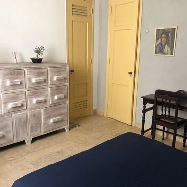 Renta lineal de apartamento en el Vedado cerca de hospitales - Img 112111428