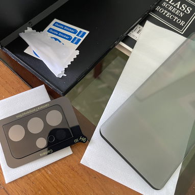 Tengo micas de Cristal curvas anti espías y transparente Samsung desde el S8 al S23 ultra y tengo para la cámaras!!!! - Img 56594446