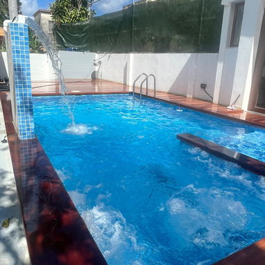 Casa capitalista con piscina en Kholy - Img 119683053