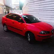 Renta de auto moderno (mecánico) solo para uso en la ciudad mínimo 5 días - Img 50753967