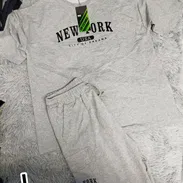 CONJUNTO DE HOMBRE OVERSIZE 4 PUERTAS. 20 USD - Img 54118646