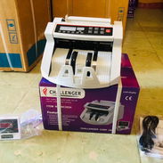 Maquina de contar dinero CHALLENGER 95 - Img 52855086