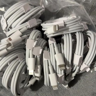 AirPods Pro 2 y Cables Tipo C-Lightning - Img 121362722