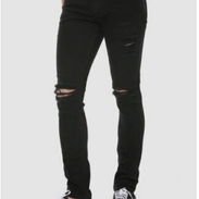 Jean skinny Bershka talla 29 - Img 57944813