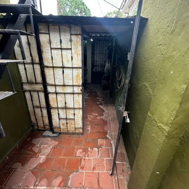 Casa de 2 plantas con piscina en Playa – Querejeta - Img 123937776