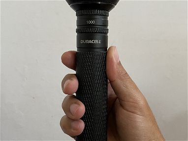 Vendo linterna Ultra Led Duracell de 1000 Lúmenes - Img main-image