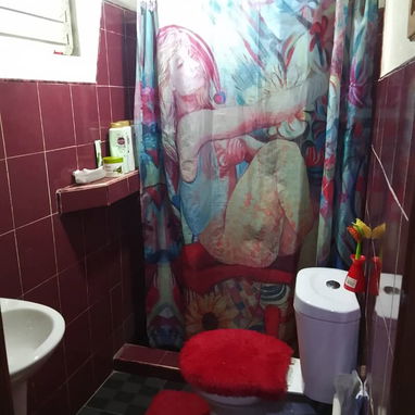 SE VENDE CASA🏠 CON COMODIDAD Y CONFORT - Img 127637016