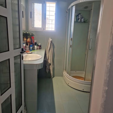 Casa independiente de 3 pisos en Lawton - 7/10