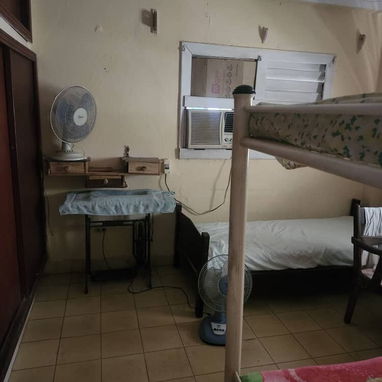 Vendo apartamento en Vedado planta baja 20 mil negociable - 6/10