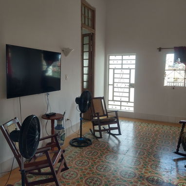 SE VENDE ESTA CASA LA CUAL ES COMPLETAMENTE INDEPENDIENTE EN 10 DE OCTUBRE - SANTO SUARES CON TODO ADENTRO - Img 123643558