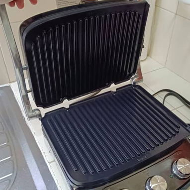 Multigrill DeLonghi de escaso uso - Img 121370513