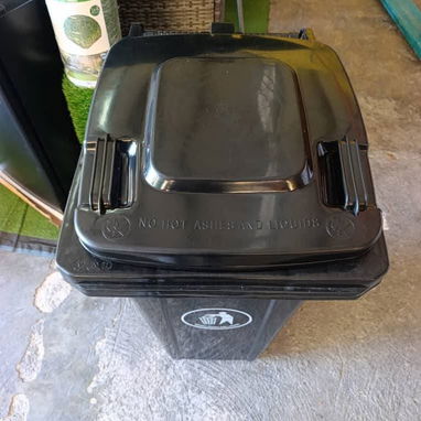 ‼️Cestos de basura / Tanques de basura resistentes‼️ Colores: verde, negro y azul ‼️Entrega incluida‼️ - Img 117690068