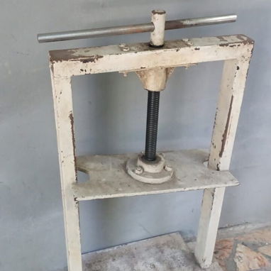 Prensa para hacer tabaco muy buena calidad - Img 122550409