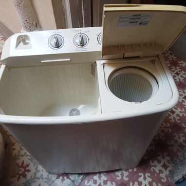 Lavadora semiautomática LG - 2/2