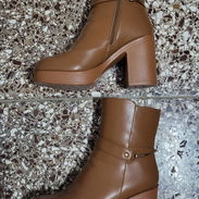 Botas de tacón para mujer - Img 56878849