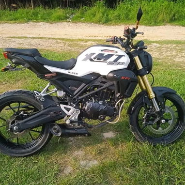 Se vende esta joyita, cono se ve en las fotos, por solo 1200 $ - 5/5