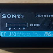 bateria BP-U60, dos baterías con su cargador 180 dólares - Img 55166600