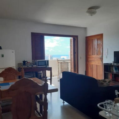 SE RENTA APARTAMENTO DE 2 CUARTOS FRENTE A G, EN EL PISO 18 - 3/10
