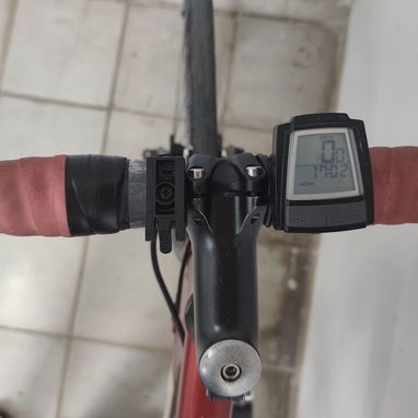 Bicicleta de ruta ligera - Img 121668675