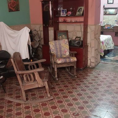 Se venden 3 casas en 1 - 7/10